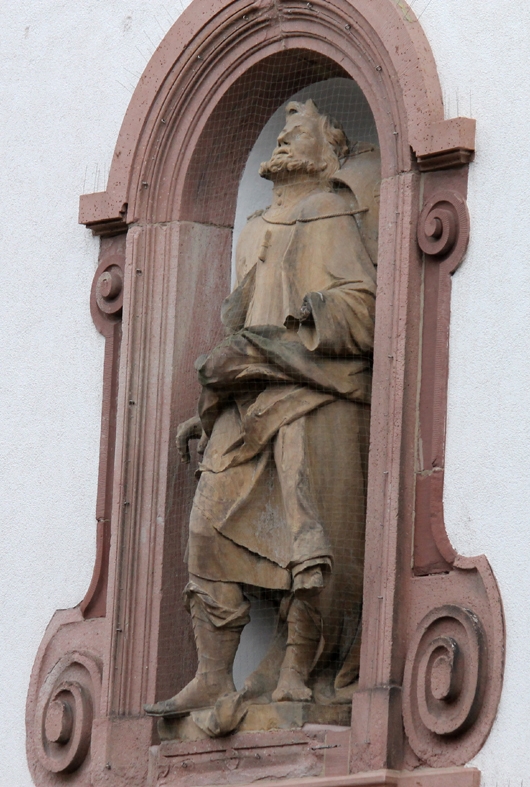 Mönchs-Statue auf dem Schloßplatz
