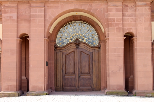 Eingang des Schlosses