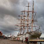 Segelschiff mit vier Masten